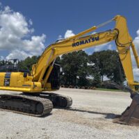 2022 Komatsu PC240 LC-11